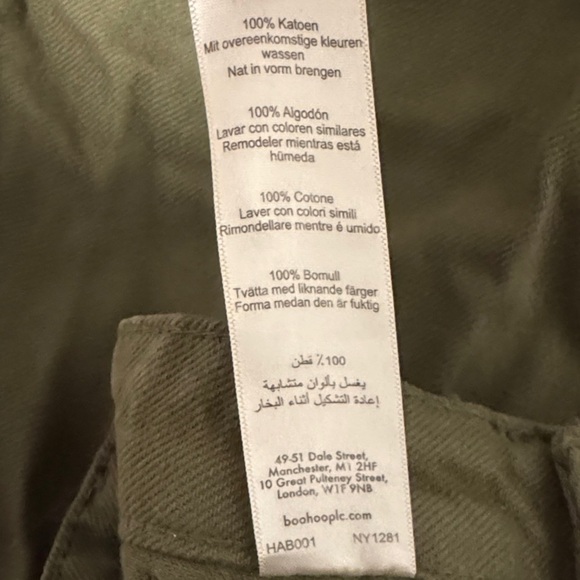 PrettyLittleThing Khaki/Olive Green Baggy Cargo Jeans Pants - Picture 6 of 6